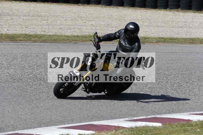 /01 02.04.2026 MAZ ADR/Gruppe gelb Gruppe gruen/4